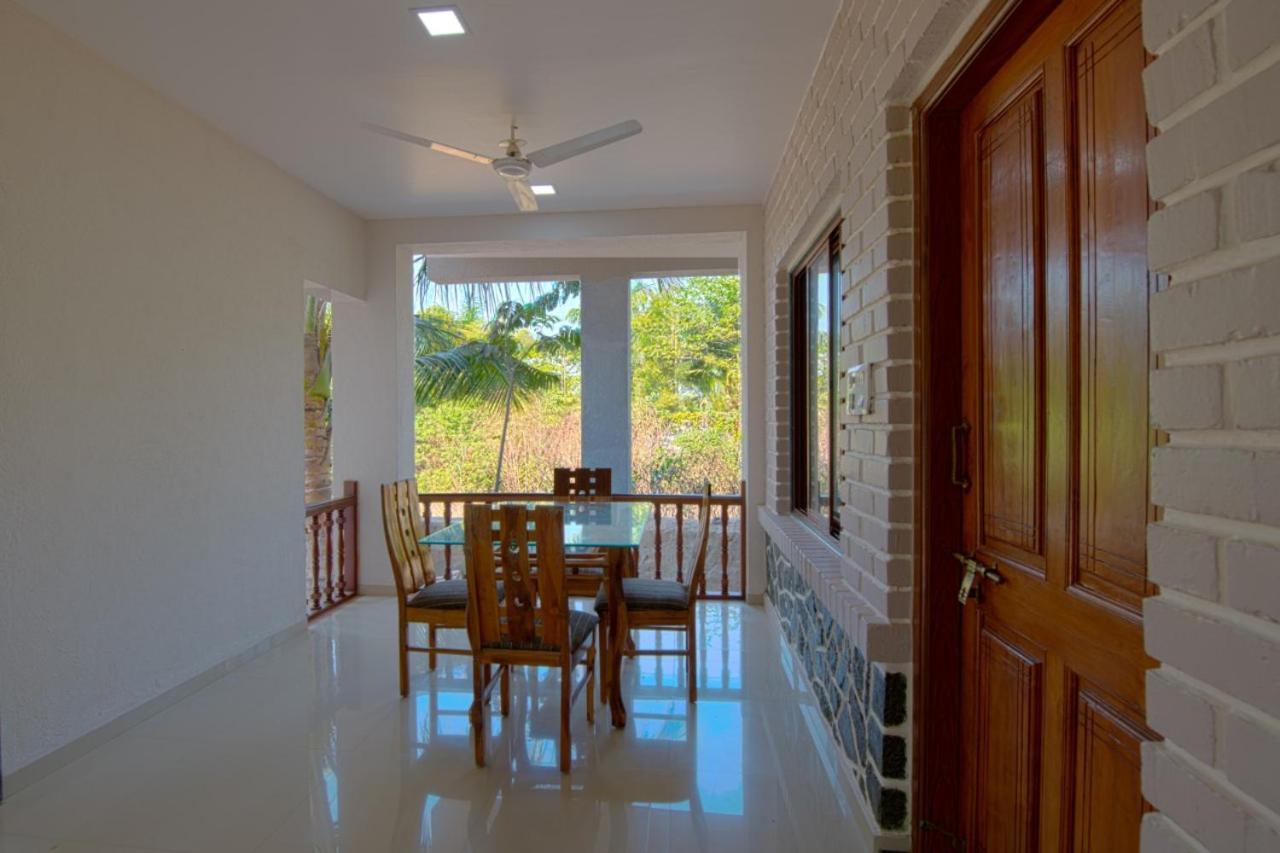 Coral Bay Villa Kashid Extérieur photo